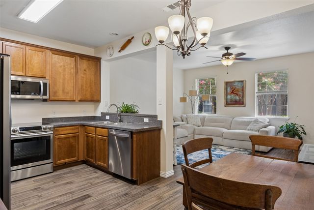 4066 Kyndra Circle, Richardson, TX 75082