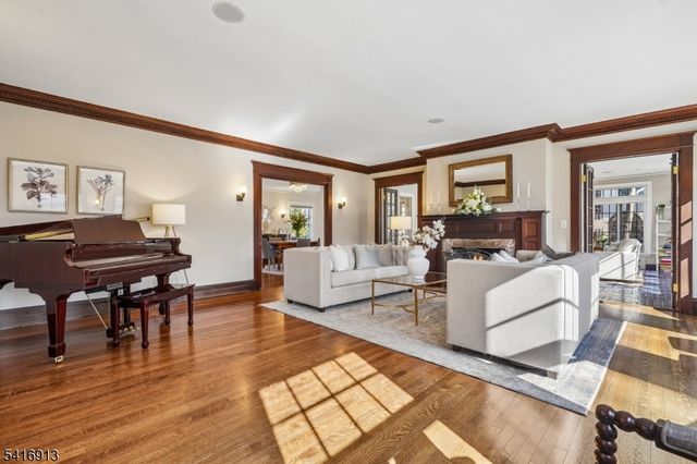 29 Hillcrest Rd, Glen Ridge Boro Twp., NJ 07028