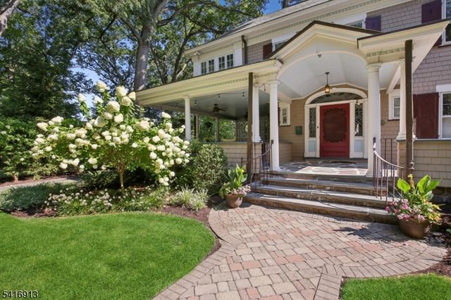 29 Hillcrest Rd, Glen Ridge Boro Twp., NJ 07028