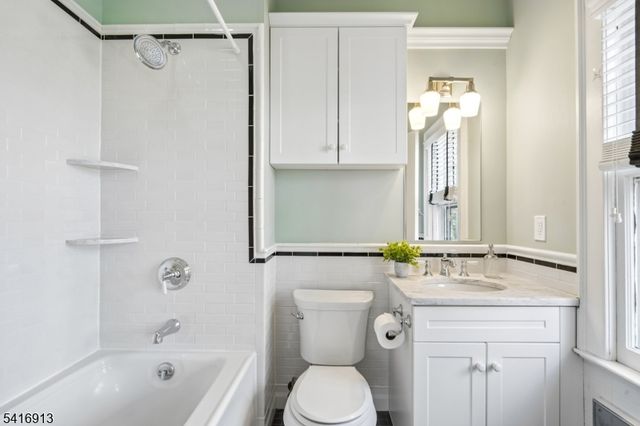 29 Hillcrest Rd, Glen Ridge Boro Twp., NJ 07028