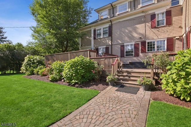 29 Hillcrest Rd, Glen Ridge Boro Twp., NJ 07028