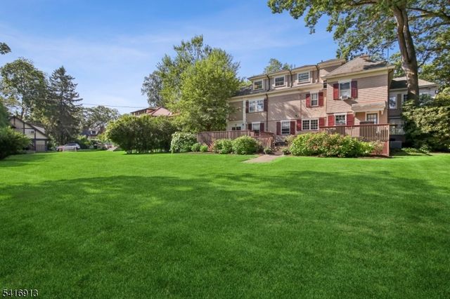 29 Hillcrest Rd, Glen Ridge Boro Twp., NJ 07028