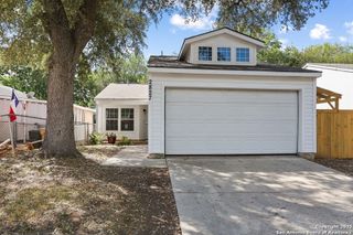 2827 Cherry Field, San Antonio, TX 78245