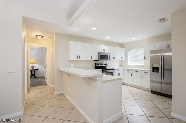 2910 2nd ST NE, Naples, FL 34120