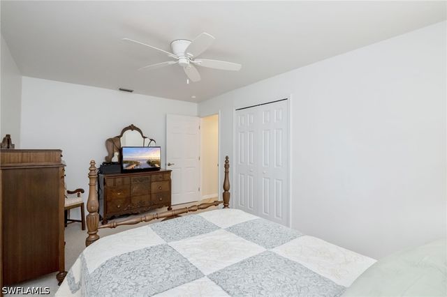 2910 2nd ST NE, Naples, FL 34120