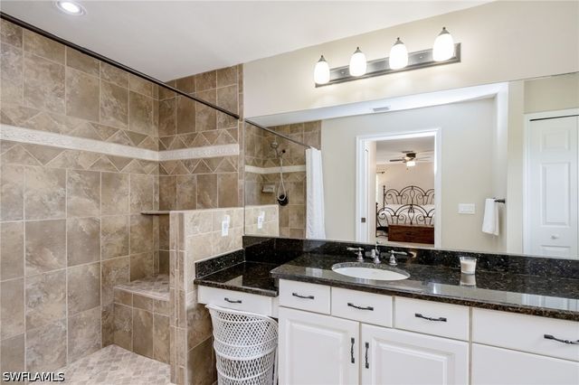 2910 2nd ST NE, Naples, FL 34120