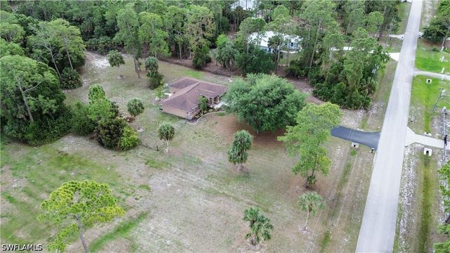 2910 2nd ST NE, Naples, FL 34120