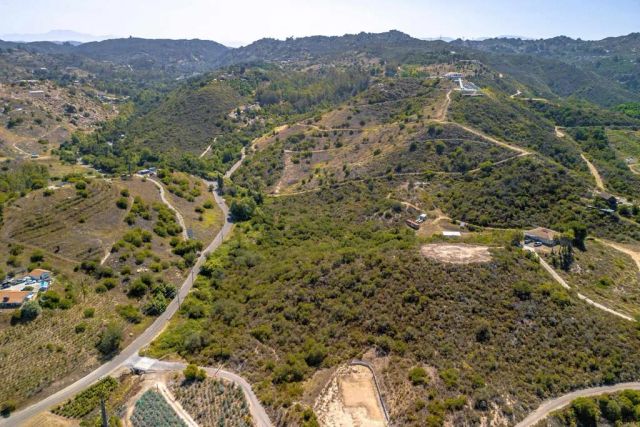 27 Daily, Fallbrook, CA 92028