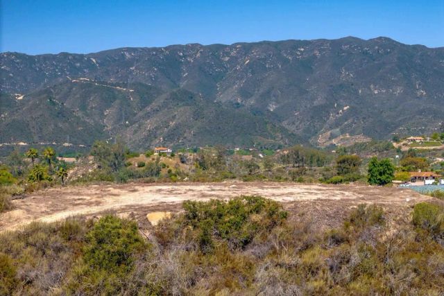 27 Daily, Fallbrook, CA 92028