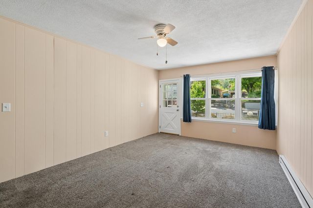 113 4th Street E, Carver, MN 55315