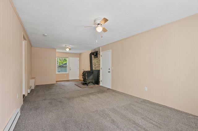 113 4th Street E, Carver, MN 55315