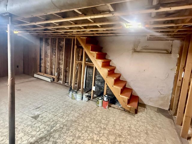 113 4th Street E, Carver, MN 55315