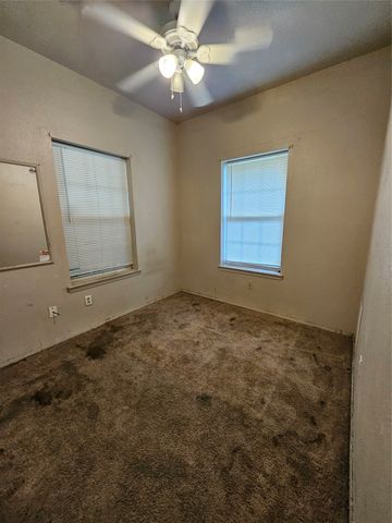 114 Silver Fox, Lacy Lakeview, TX 76705