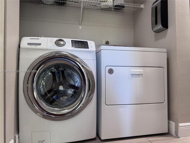 10420 SW 158th Ct 306, Miami, FL 33196