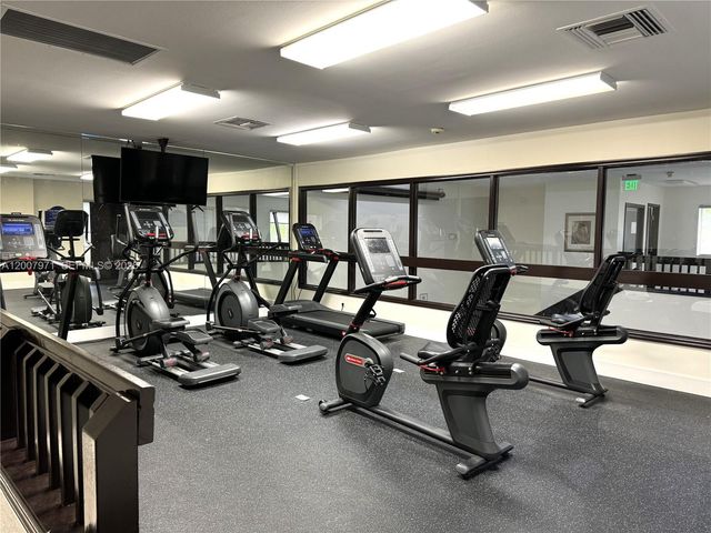 10420 SW 158th Ct 306, Miami, FL 33196