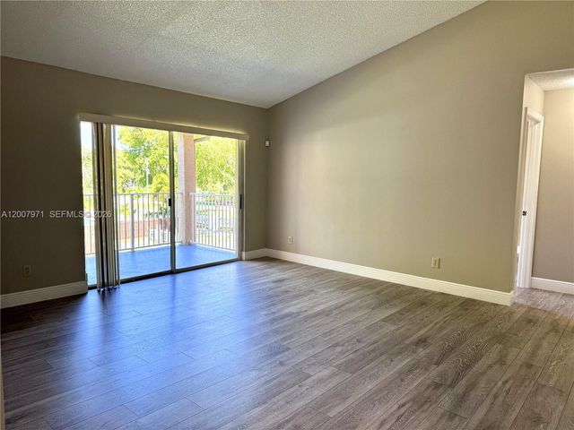 10420 SW 158th Ct 306, Miami, FL 33196