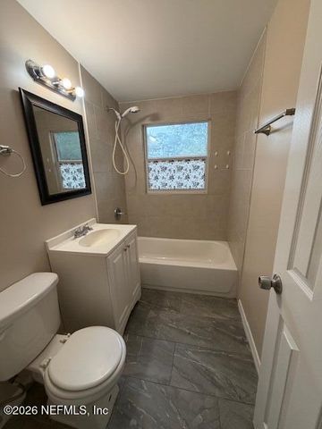 10550 FAIRLANE Drive, Jacksonville, FL 32218