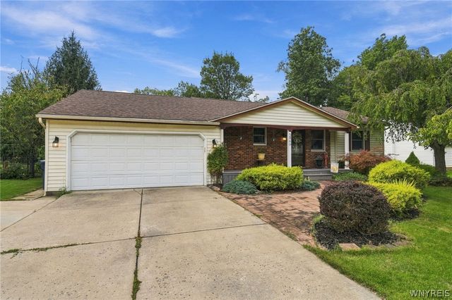 5866 Lakecrest Drive, Hamburg, NY 14085