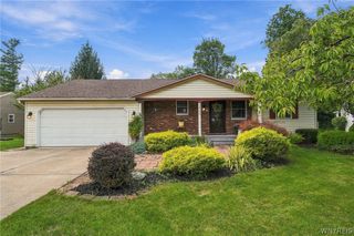 5866 Lakecrest Drive, Hamburg, NY 14085