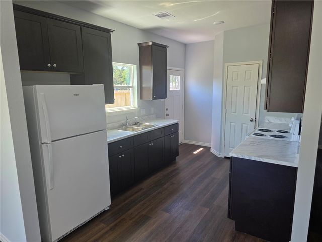 9903 Dipping Woods Street, Houston, TX 77076