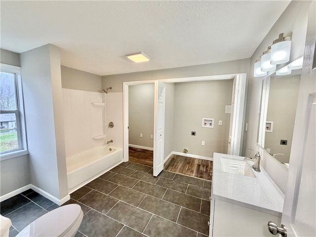 354 Maple St, North Union Twp, PA 15456