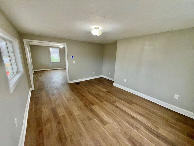 354 Maple St, North Union Twp, PA 15456