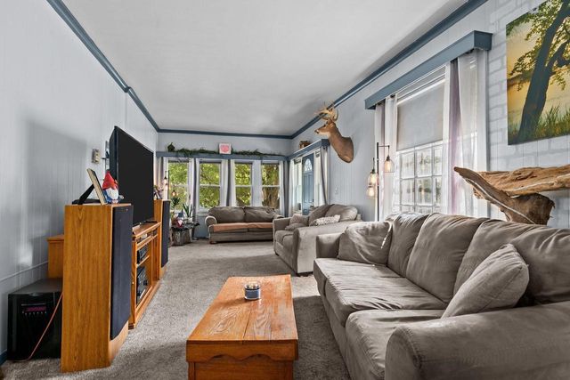 1627 KENTUCKY STREET, Oshkosh, WI 54911