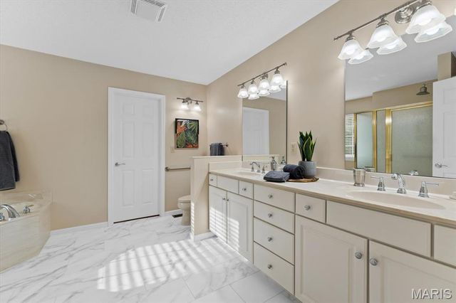 70 Ginger Creek Parkway, Glen Carbon, IL 62034