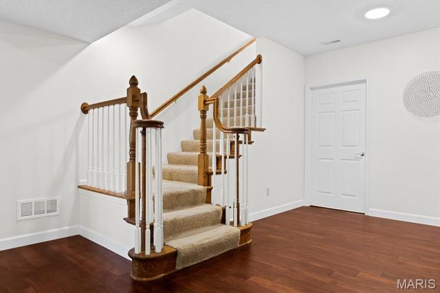 70 Ginger Creek Parkway, Glen Carbon, IL 62034