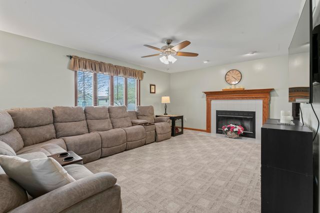 4924 Pheasant Court, Schererville, IN 46375