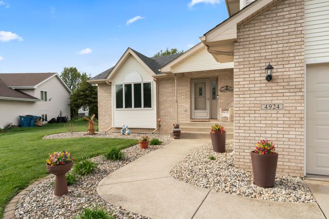 4924 Pheasant Court, Schererville, IN 46375