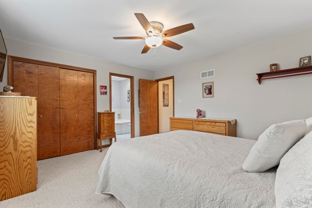 4924 Pheasant Court, Schererville, IN 46375