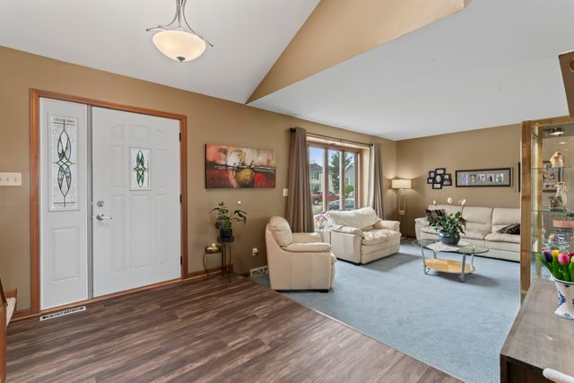 4924 Pheasant Court, Schererville, IN 46375