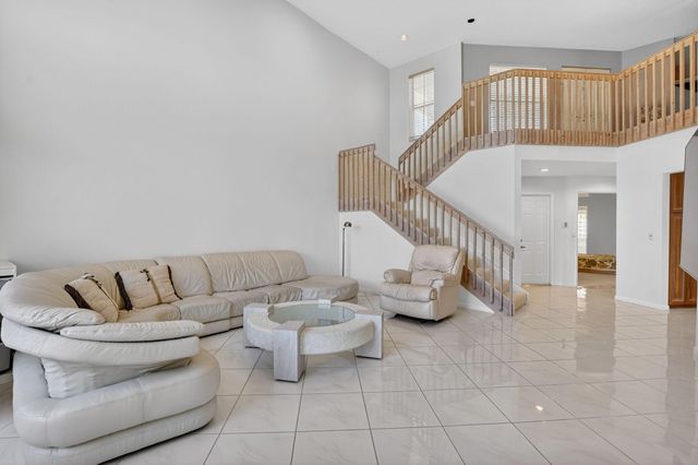 23429 Rakelle Circle, Boca Raton, FL 33433