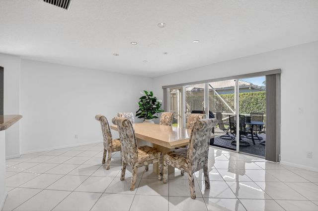 23429 Rakelle Circle, Boca Raton, FL 33433