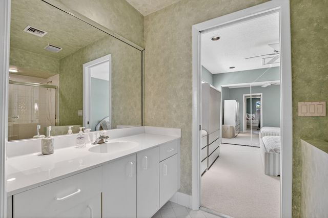 23429 Rakelle Circle, Boca Raton, FL 33433