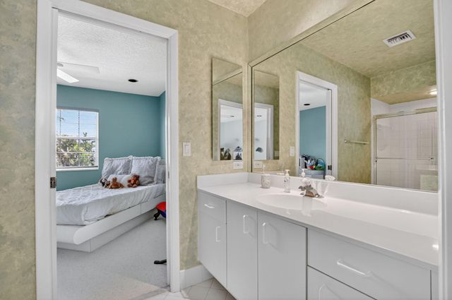 23429 Rakelle Circle, Boca Raton, FL 33433