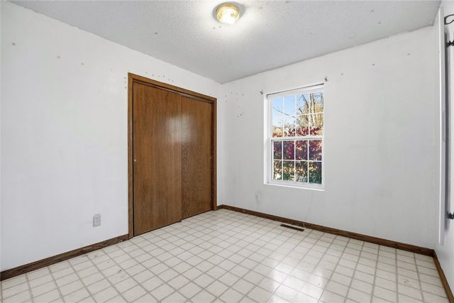 3212 Southland Street SW, Cedar Rapids, IA 52404