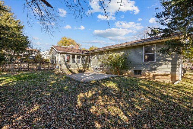 3212 Southland Street SW, Cedar Rapids, IA 52404