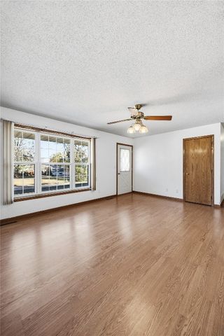 3212 Southland Street SW, Cedar Rapids, IA 52404