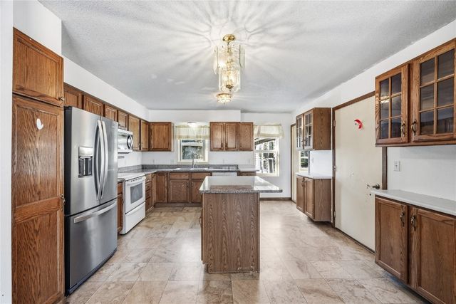 3212 Southland Street SW, Cedar Rapids, IA 52404