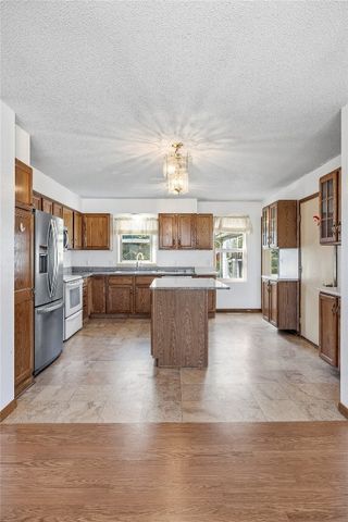 3212 Southland Street SW, Cedar Rapids, IA 52404