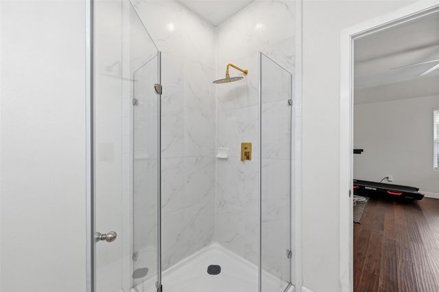 201 W Enon Avenue, Everman, TX 76140