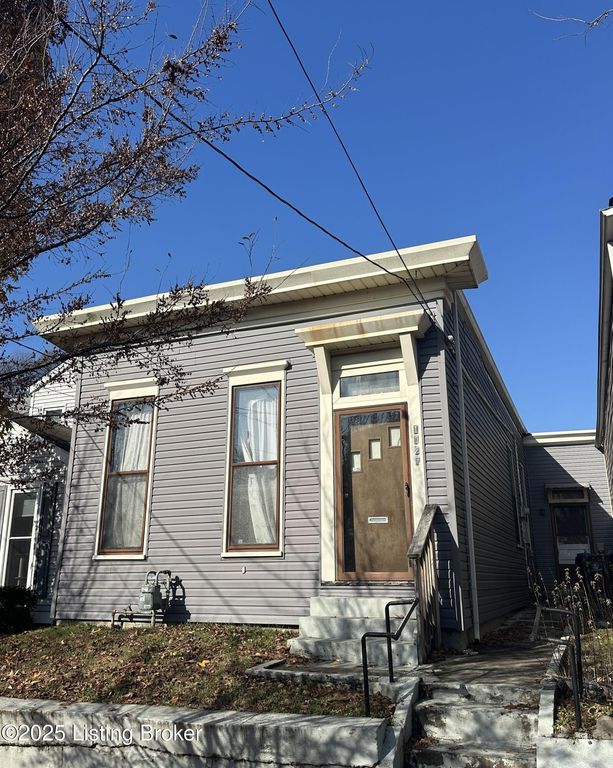1027 Lampton St, Louisville, KY 40204