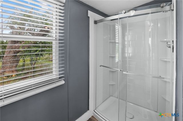 154 Oak Lawn Drive, Bandera, TX 78003