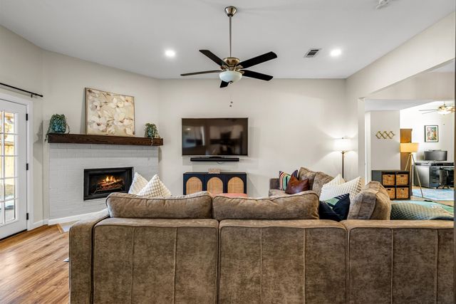 2113 Garner Court, Rowlett, TX 75088