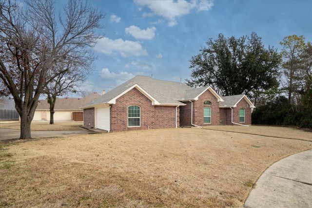 2113 Garner Court, Rowlett, TX 75088