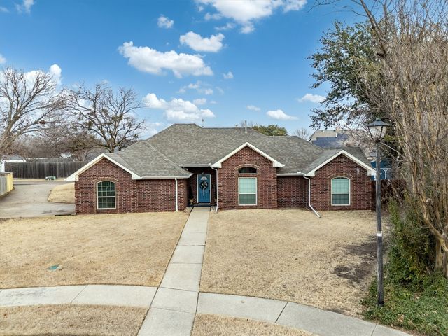 2113 Garner Court, Rowlett, TX 75088