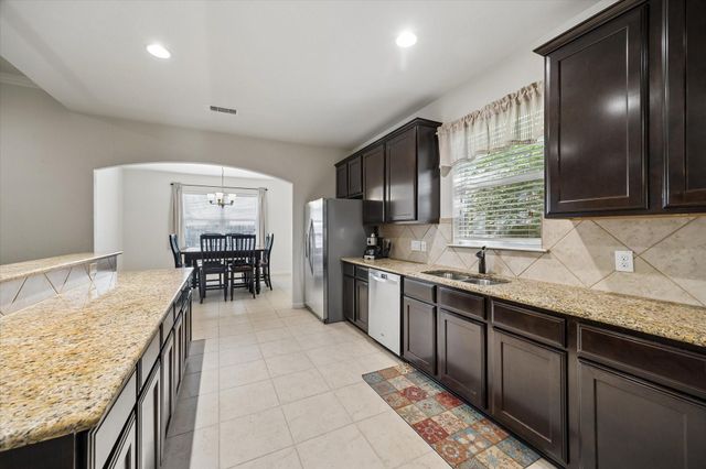 2005 Clatt Way, Conroe, TX 77301