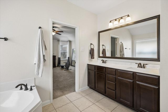 2005 Clatt Way, Conroe, TX 77301